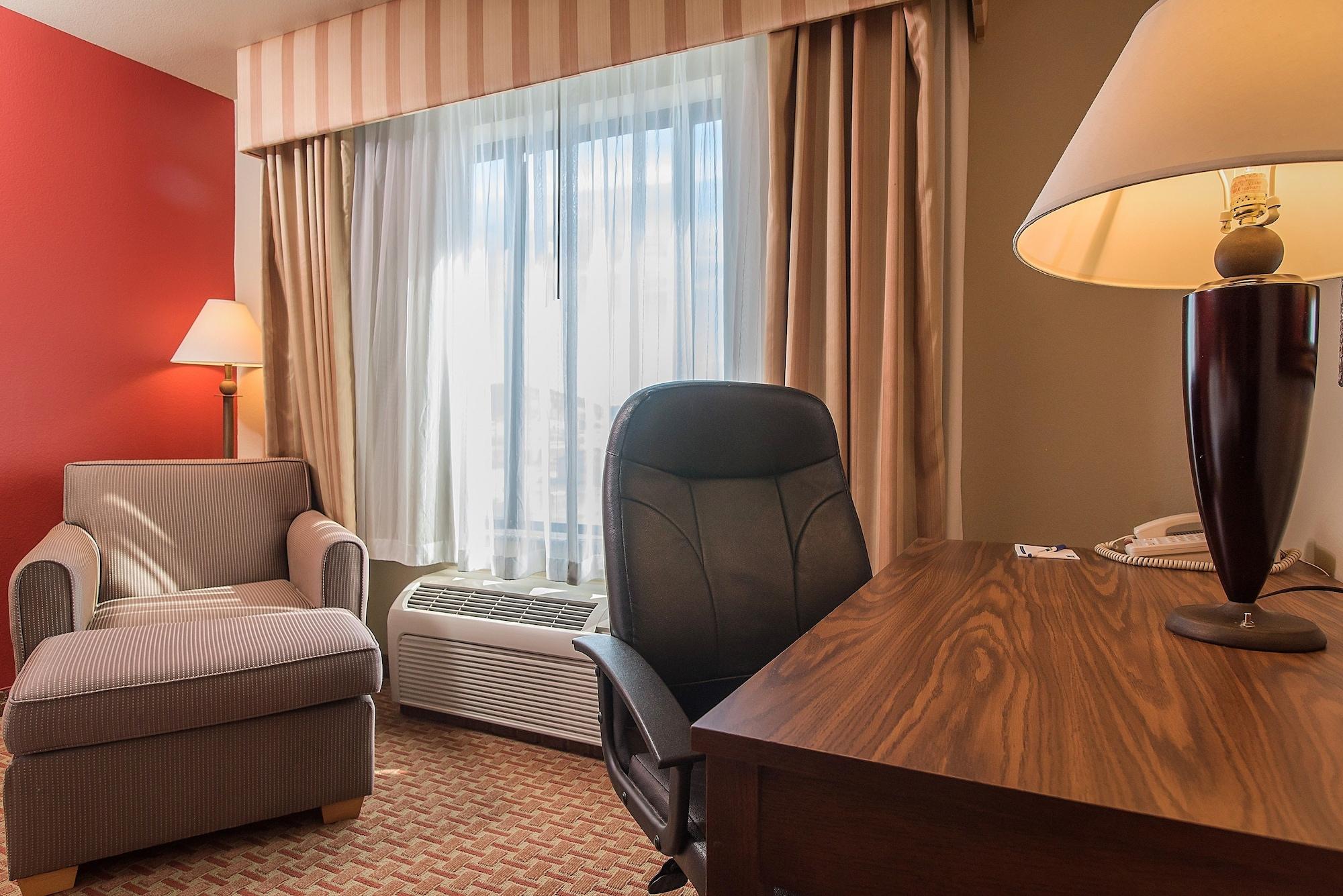 Baymont Inn & Suites By Wyndham Sturgis Buitenkant foto