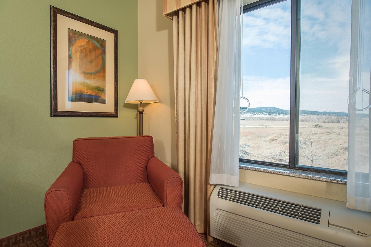 Baymont Inn & Suites By Wyndham Sturgis Buitenkant foto