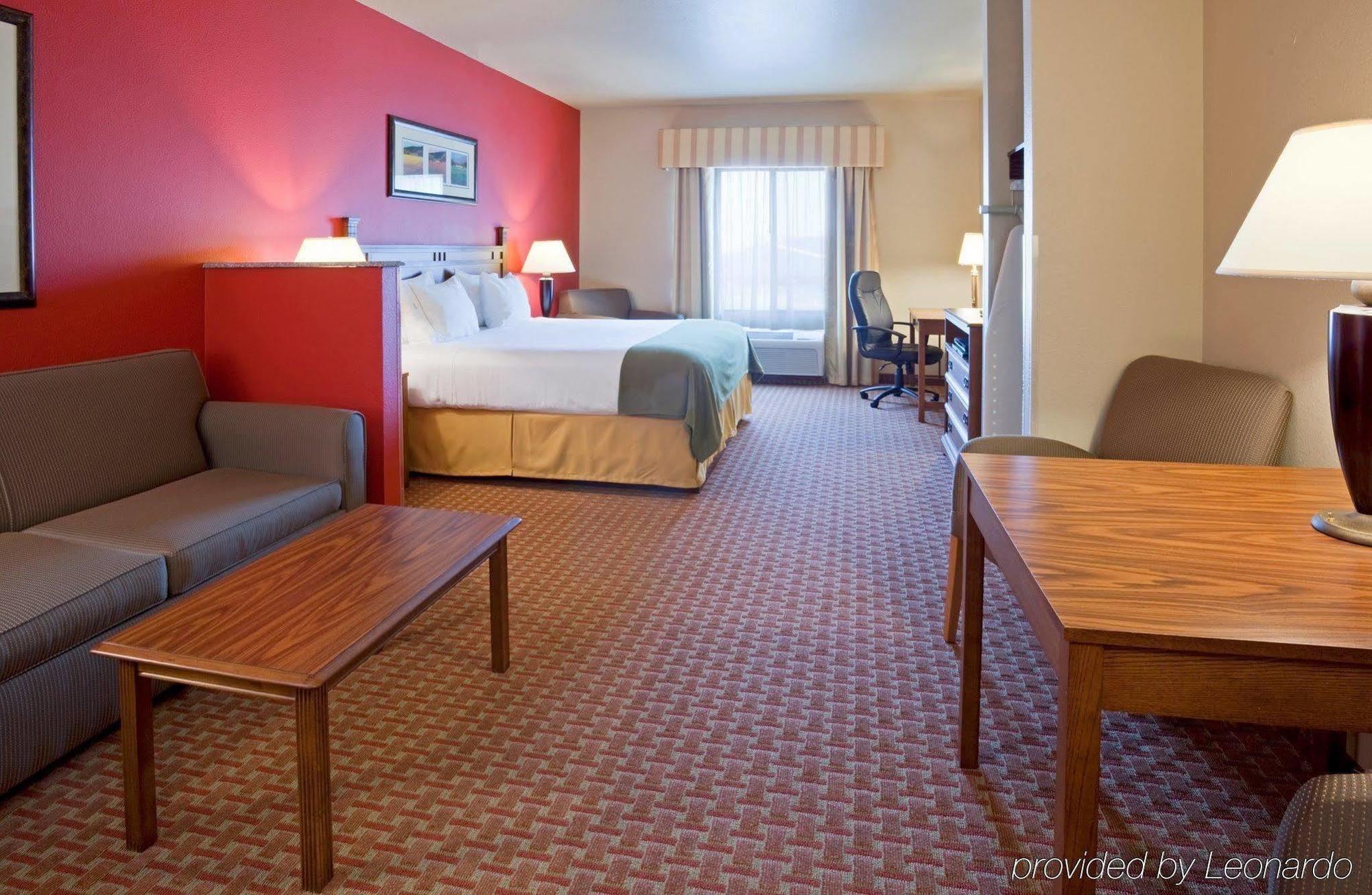 Baymont Inn & Suites By Wyndham Sturgis Buitenkant foto