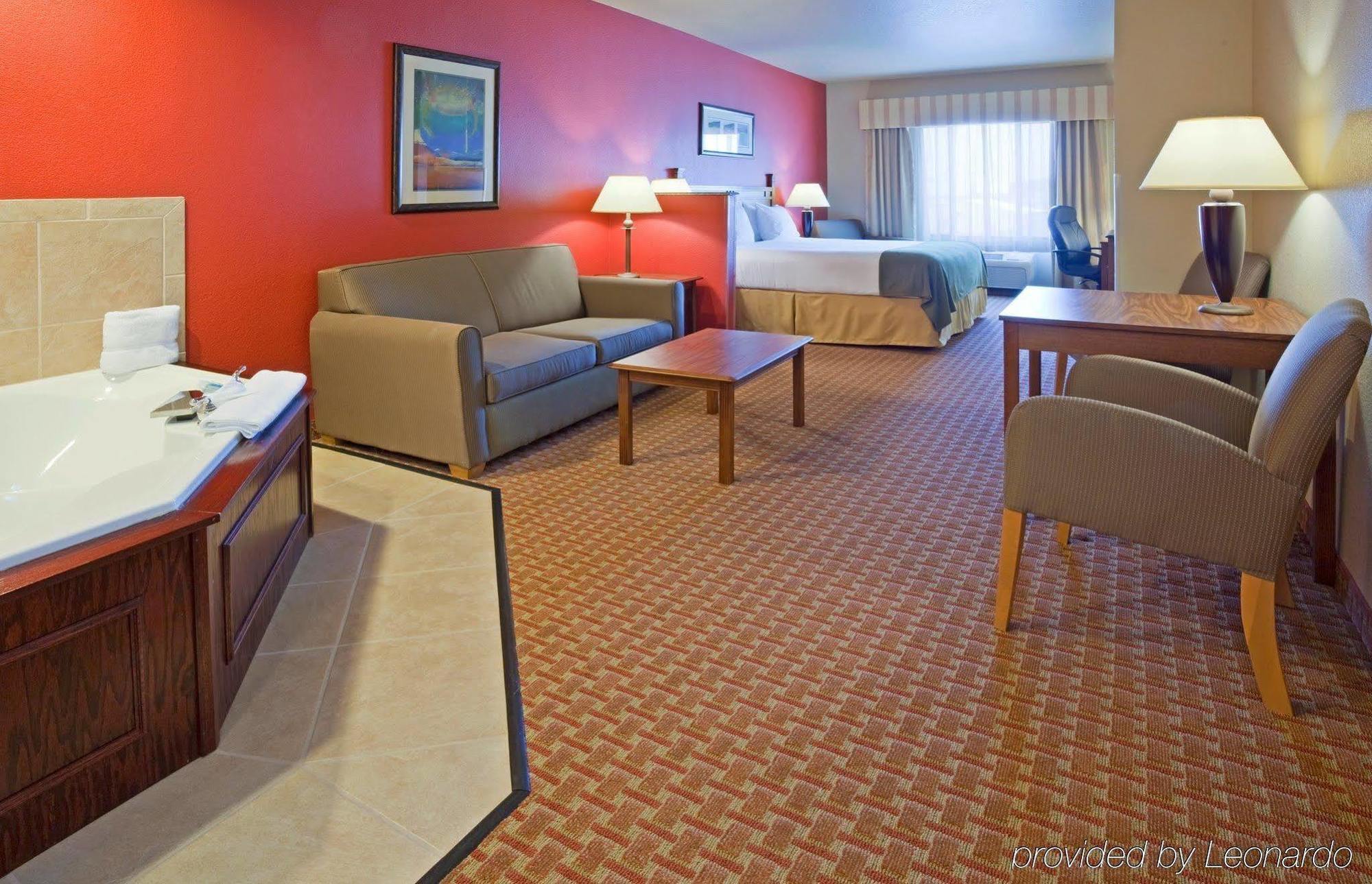 Baymont Inn & Suites By Wyndham Sturgis Buitenkant foto